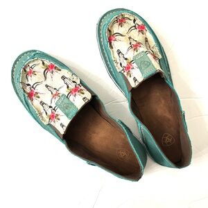 Ariat cruiser shoes slip ons Steers and Roses  sz 9